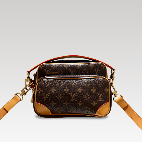 lv classic messenger bag