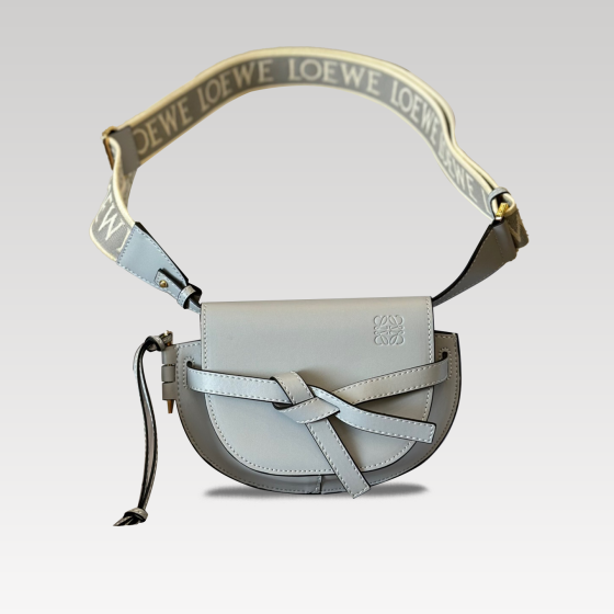 Luo Yiwei crossbody bag